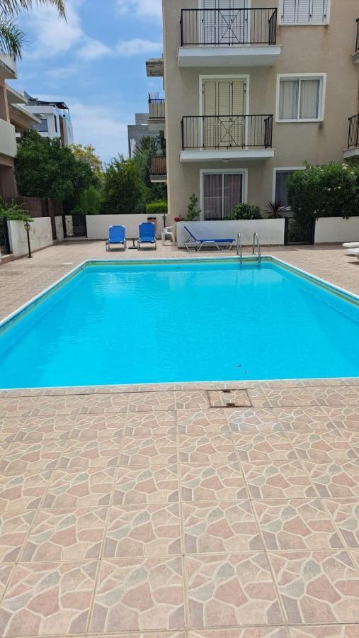 Laertis Apartments - By Imh Travel & Tours Paphos ภายนอก รูปภาพ