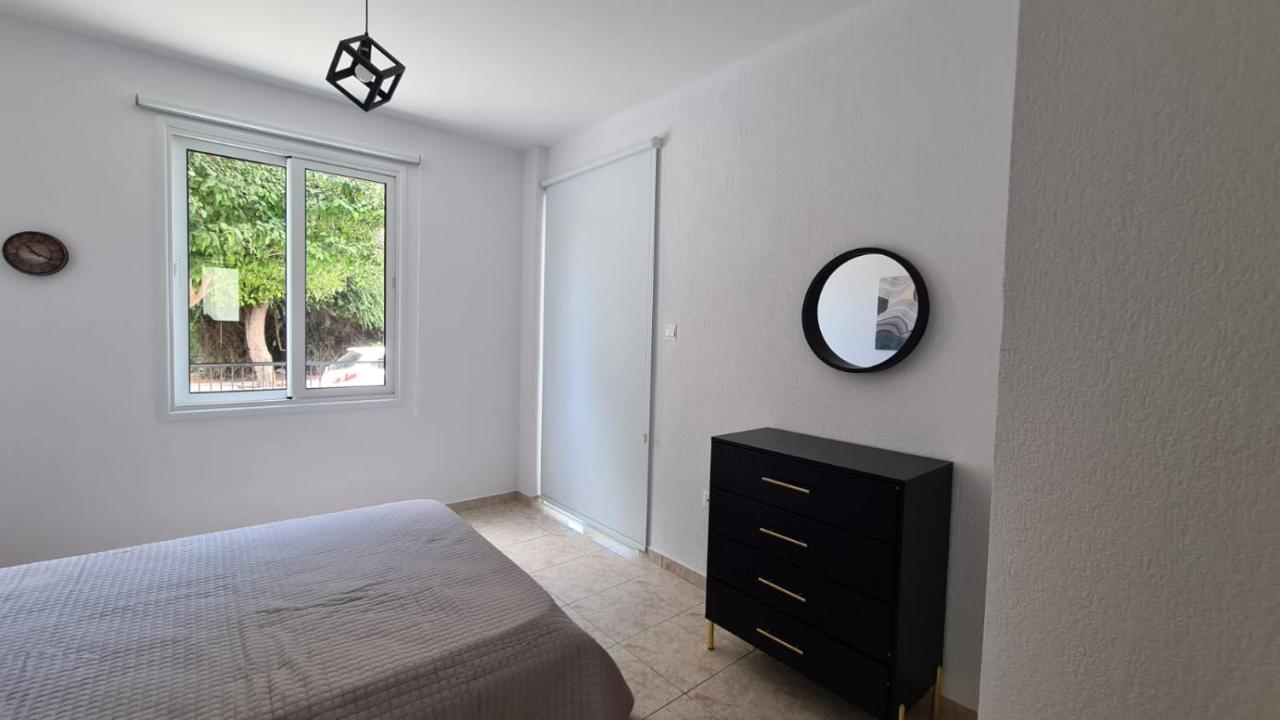 Laertis Apartments - By Imh Travel & Tours Paphos ภายนอก รูปภาพ