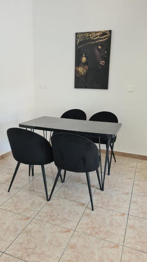 Laertis Apartments - By Imh Travel & Tours Paphos ภายนอก รูปภาพ