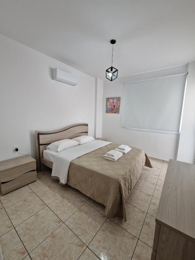 Laertis Apartments - By Imh Travel & Tours Paphos ภายนอก รูปภาพ