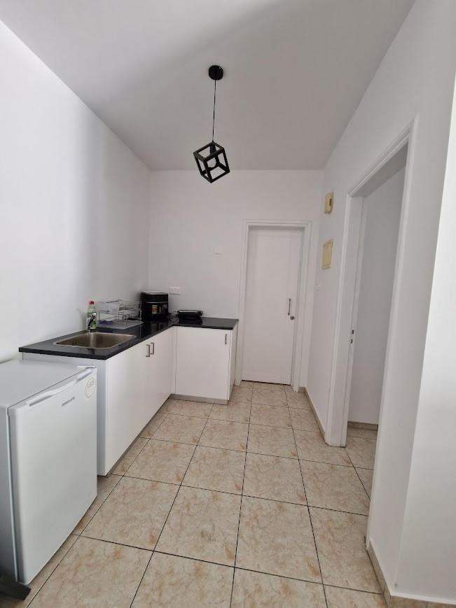 Laertis Apartments - By Imh Travel & Tours Paphos ห้อง รูปภาพ
